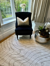 Load image into Gallery viewer, Artic Contour Natural Rug
