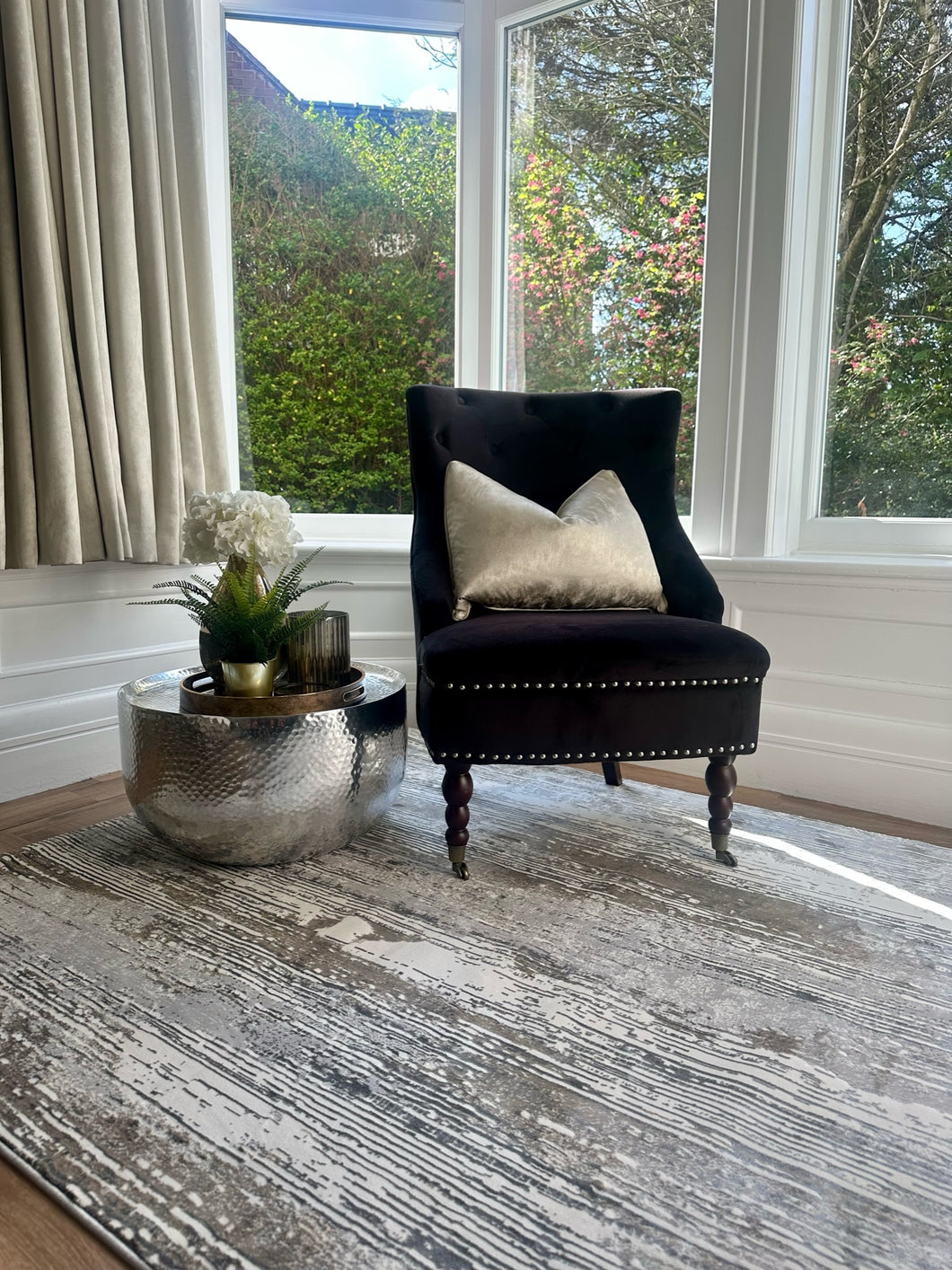 Solar Pluto Natural / Grey Rug